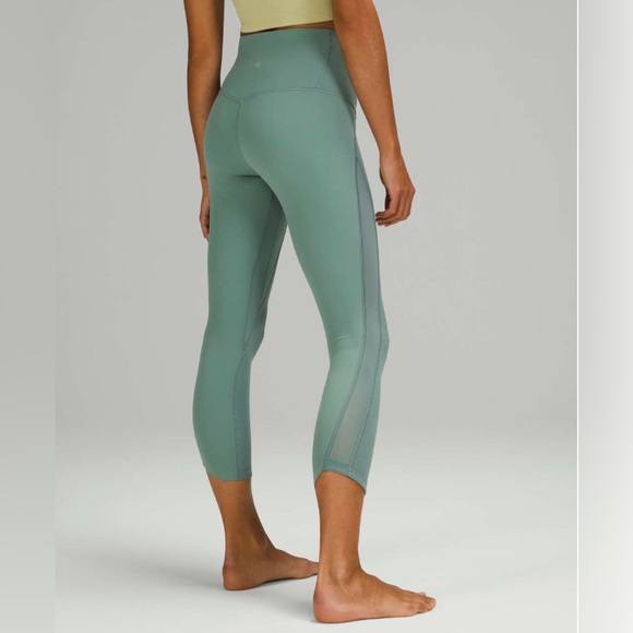 NWT Lululemon Nulu and Mesh Mid-Rise Yoga Crop 23" in Tidewater Teal Size 6 - Picture 3 of 5